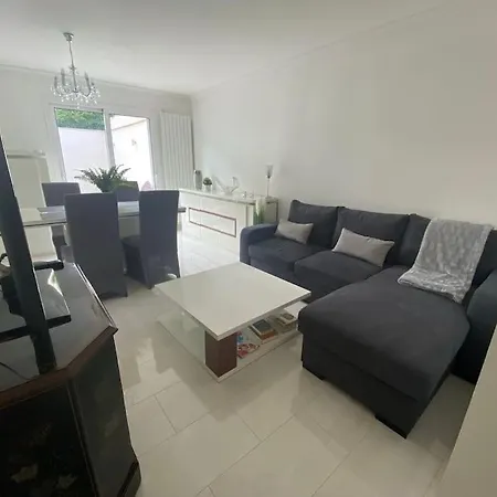 Holiday home L'etoile Mc / Maison A 30min De Paris