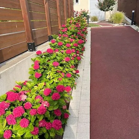 Holiday home L'etoile Mc / Maison A 30min De Paris *