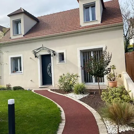 Holiday home L'etoile Mc / Maison A 30min De Paris